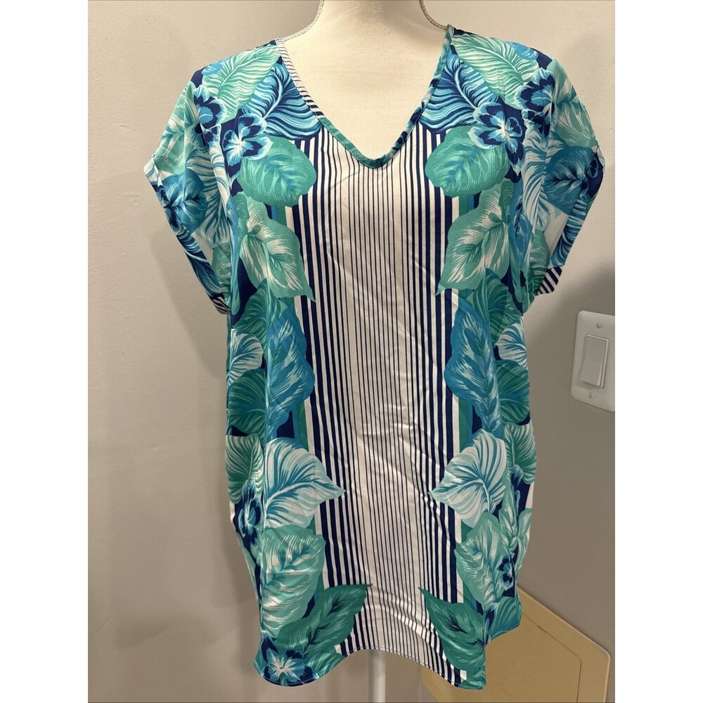Jaclyn Smith blouse Green blue V Neck Short Sleeve New Size Large Leafy